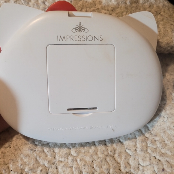 Impressions Hello Kitty Compact Mirror - Picture 3 of 4